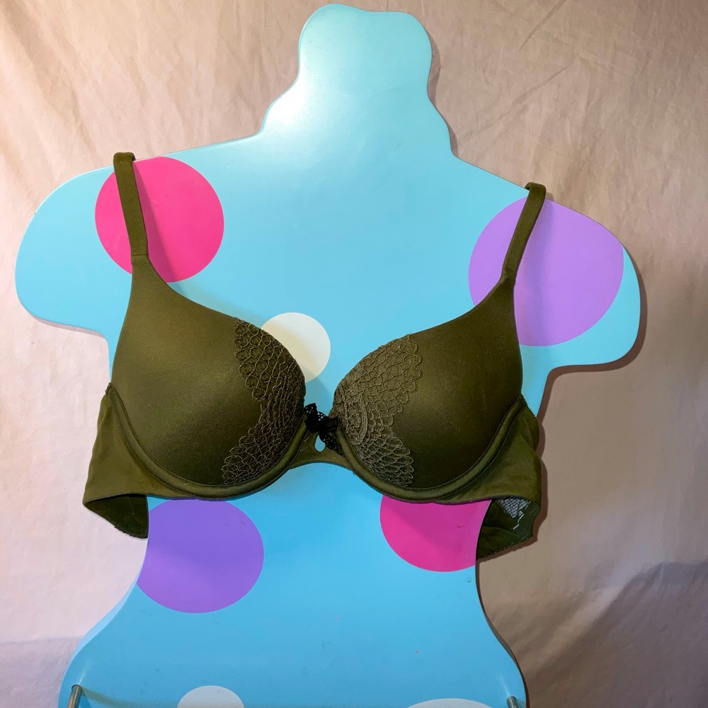 Army Green Victoria’s Secret push-up bra